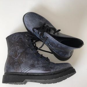 Yes We Vibe Bohemian Wolf Boots